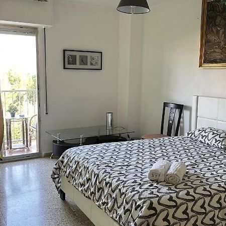 Habitaciones Con O Sin Balcon Badalona Exterior foto